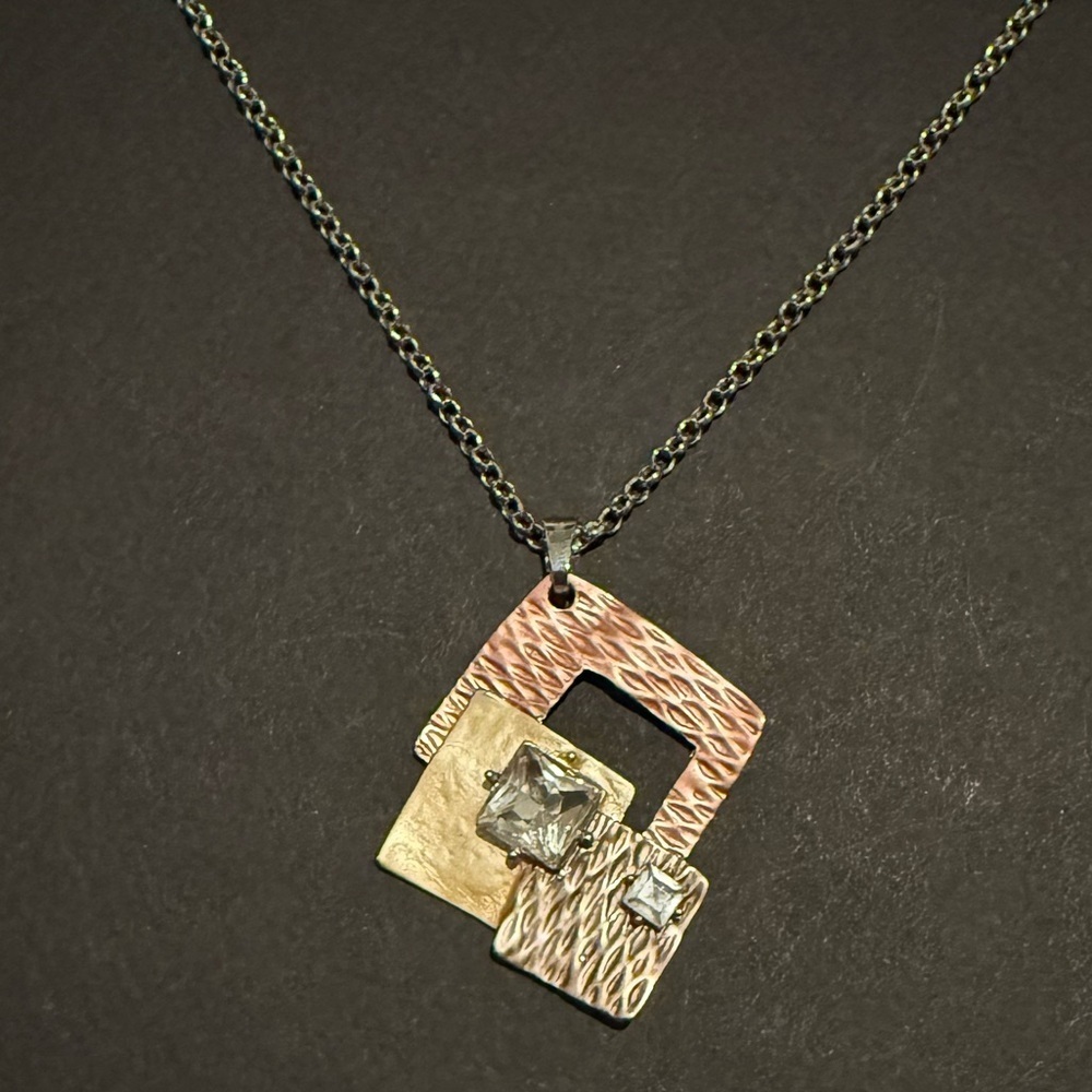 Y2K Silver Tone Geometric Pendant Necklace - Picture 2 of 6